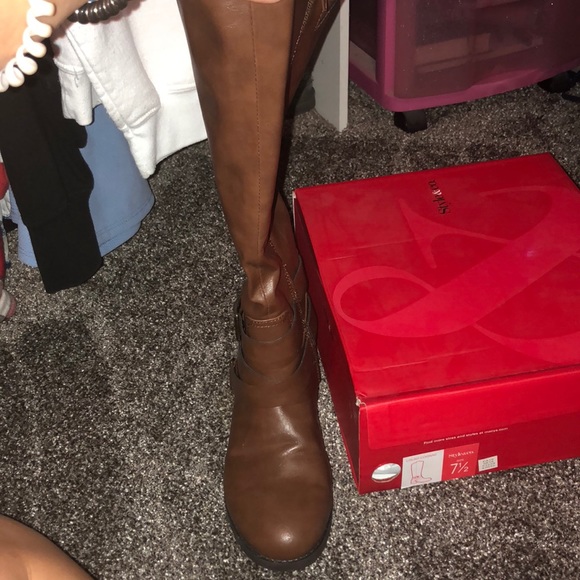 Size 7.5 Style&Co. Lolah Cognac boots - Picture 2 of 3